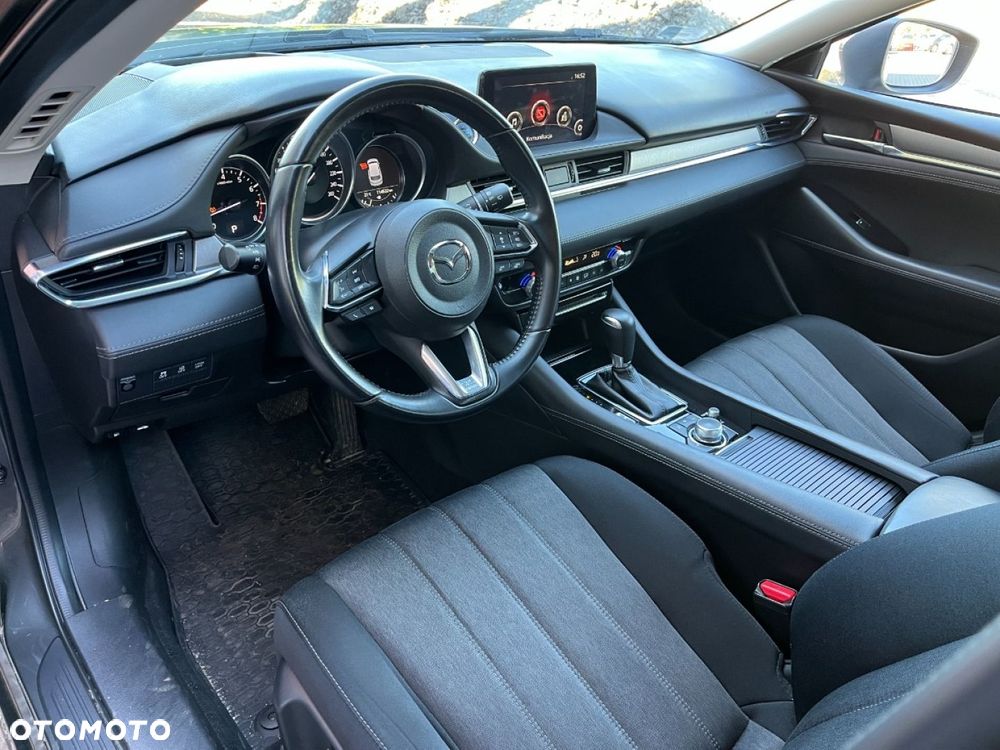 Mazda 6 - 8