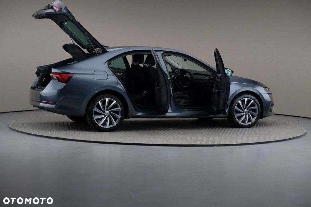 Skoda Octavia 2.0 TDI Style DSG - 6