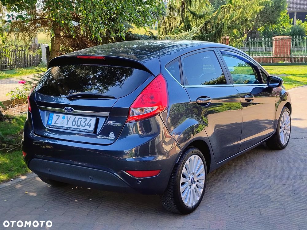 Ford Fiesta 1.25 Titanium - 32