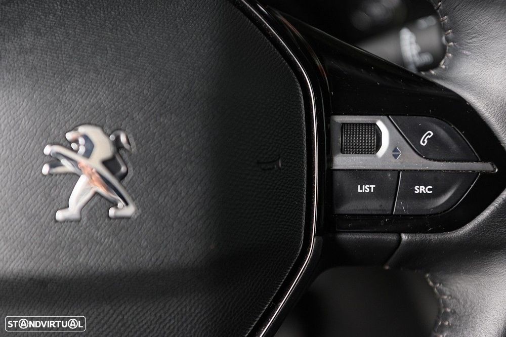 Peugeot e-2008 50 kWh Allure Pack - 34