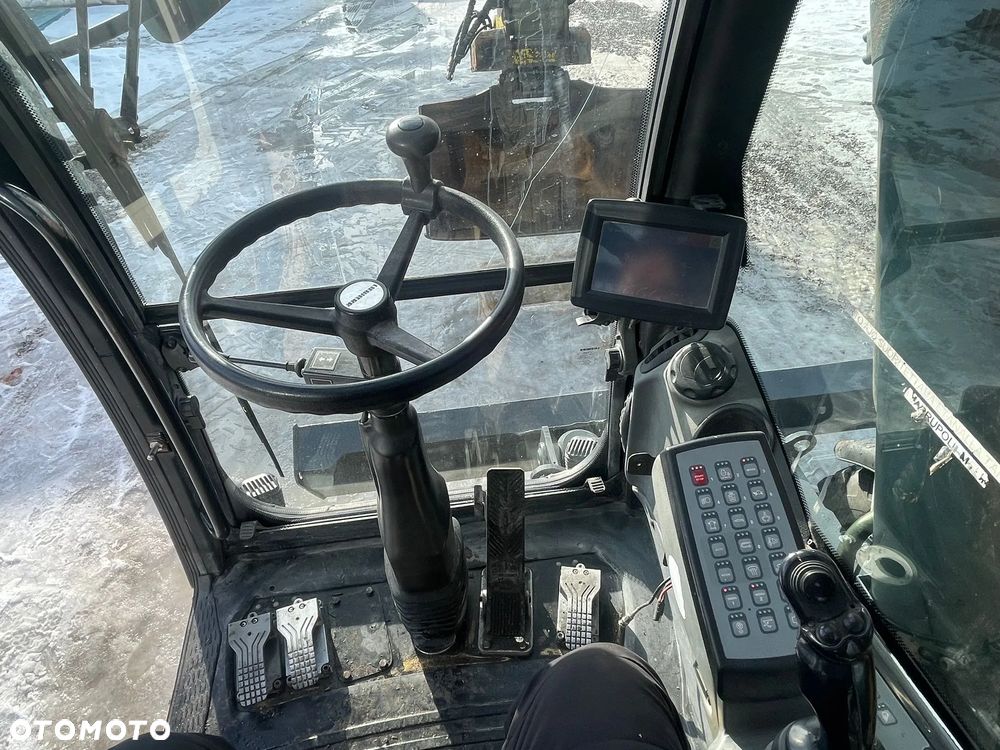 Liebherr 914 koparka kołowa - 31