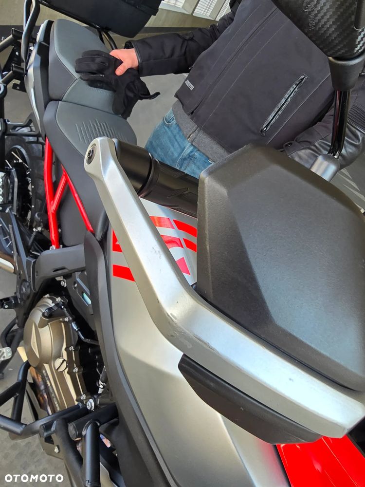 QJMOTOR SRT 600SX - 38