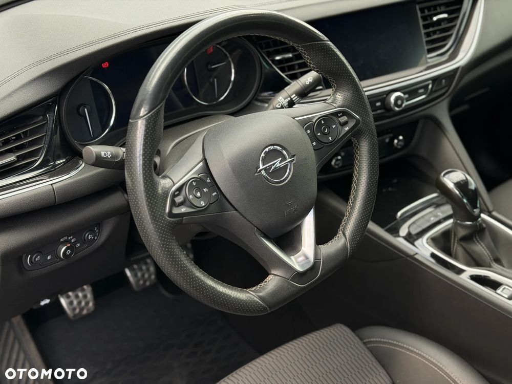 Opel Insignia 2.0 CDTI Elegance S&S - 13