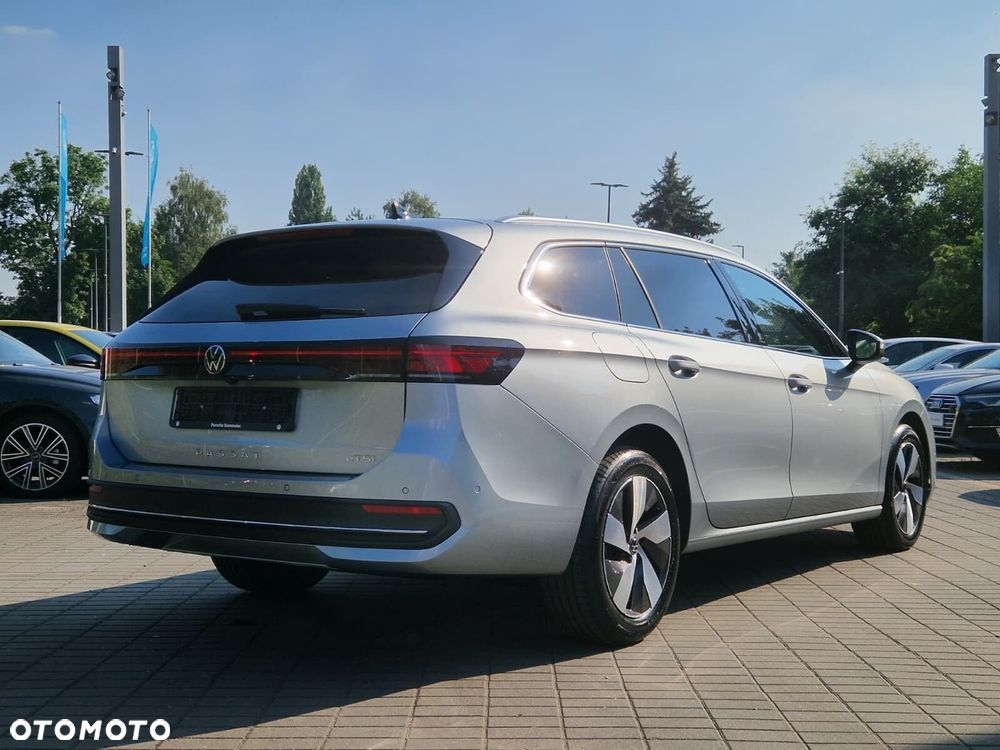 Volkswagen Passat - 40