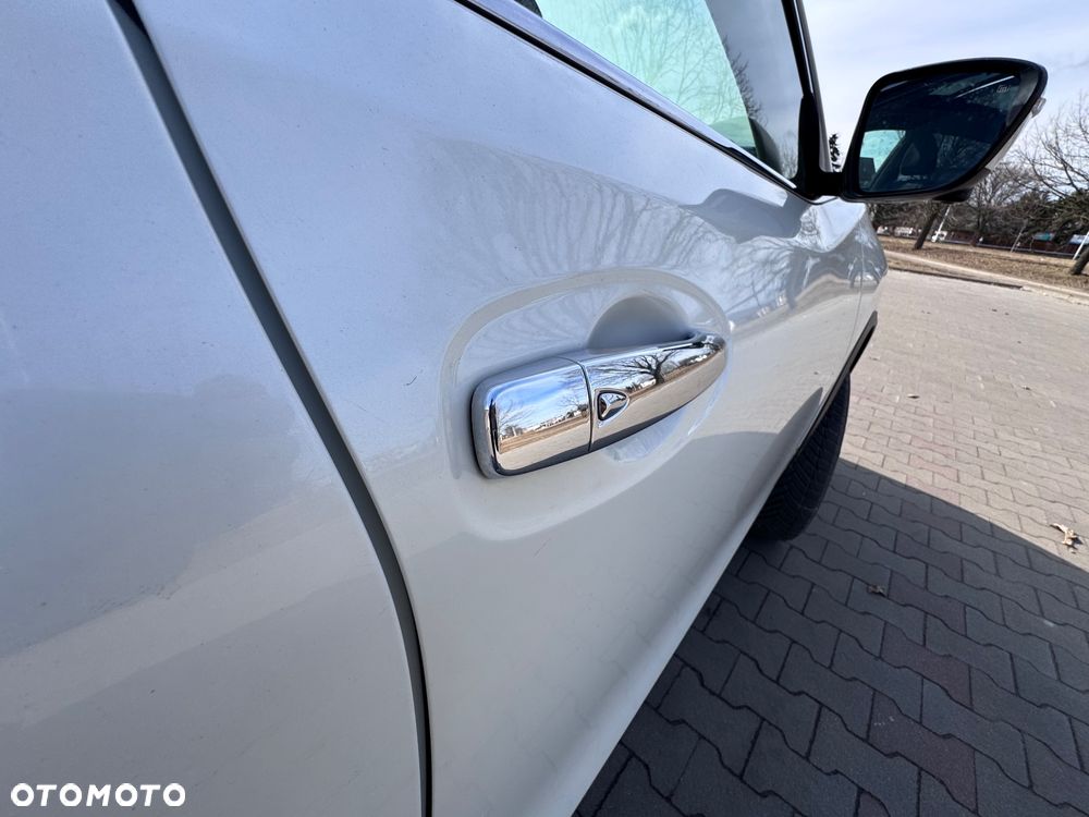 Nissan X-Trail 1.6 DCi N-Connecta 2WD Xtronic 7os - 32