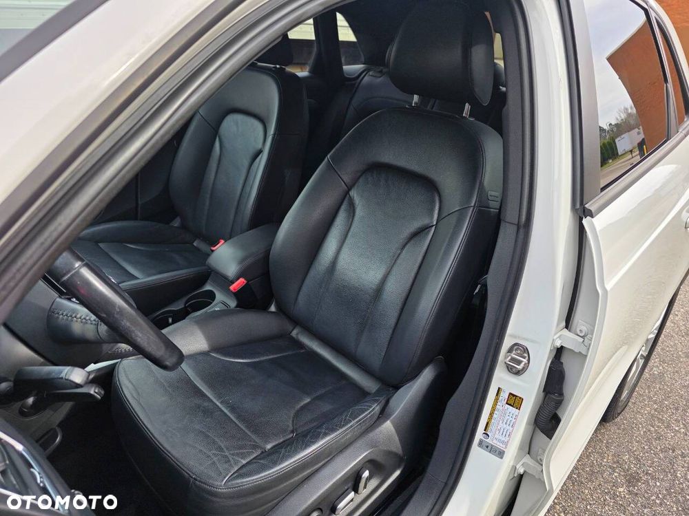 Audi Q3 2.0 TFSI Quattro S tronic sport - 9