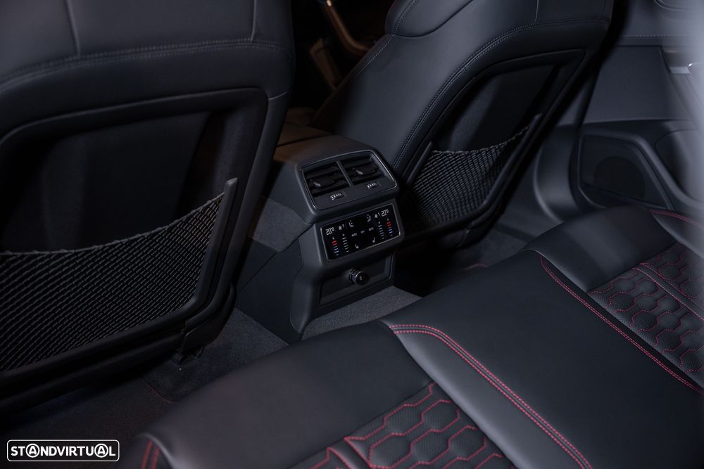 Audi RS7 Sportback 4.0 TFSI quattro Tiptronic - 38