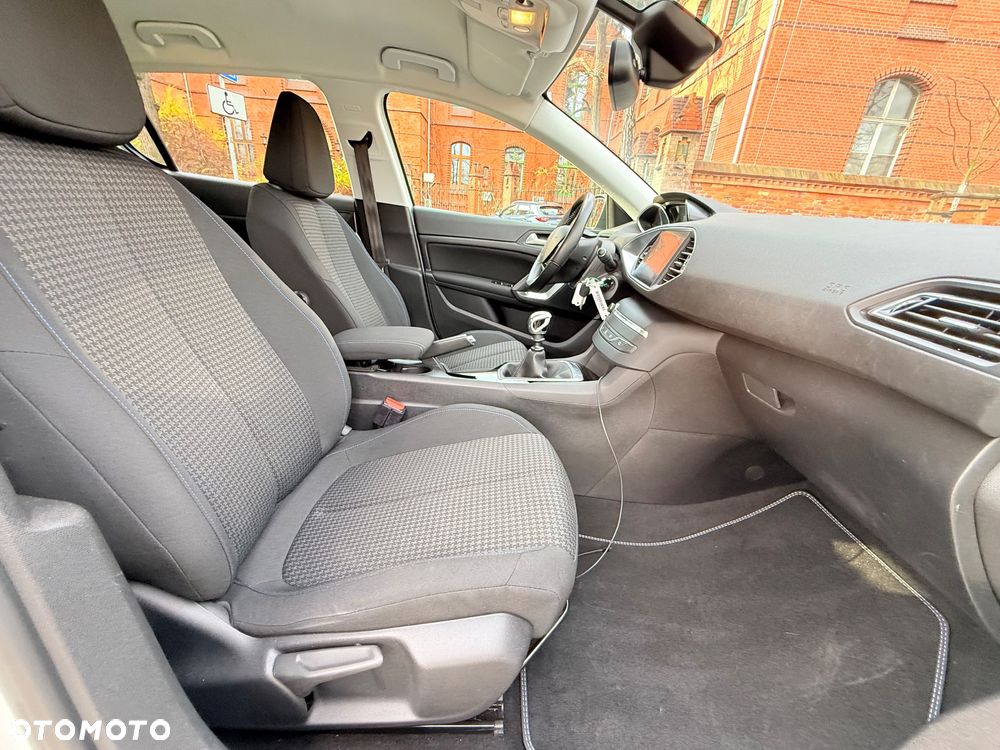 Peugeot 308 PureTech 110 Stop & Start Style - 18