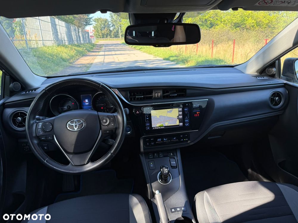 Toyota Auris 1.8 HSD Luna - 18