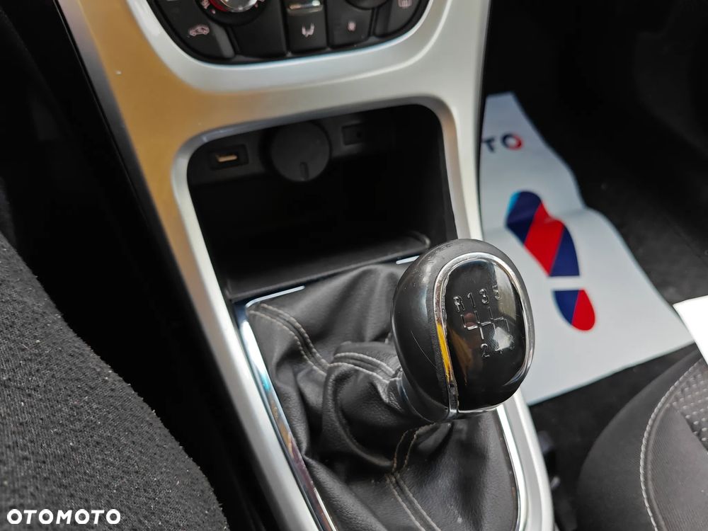 Opel Astra 1.7 CDTI Cosmo - 24