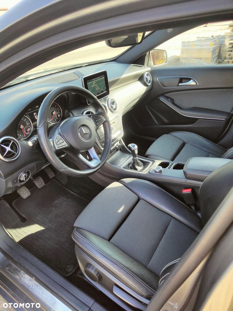 Mercedes-Benz Klasa A 160 d Activity Edition - 14