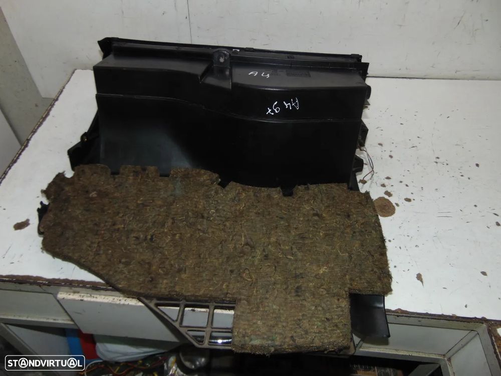 Audi A4 porta luvas - 6