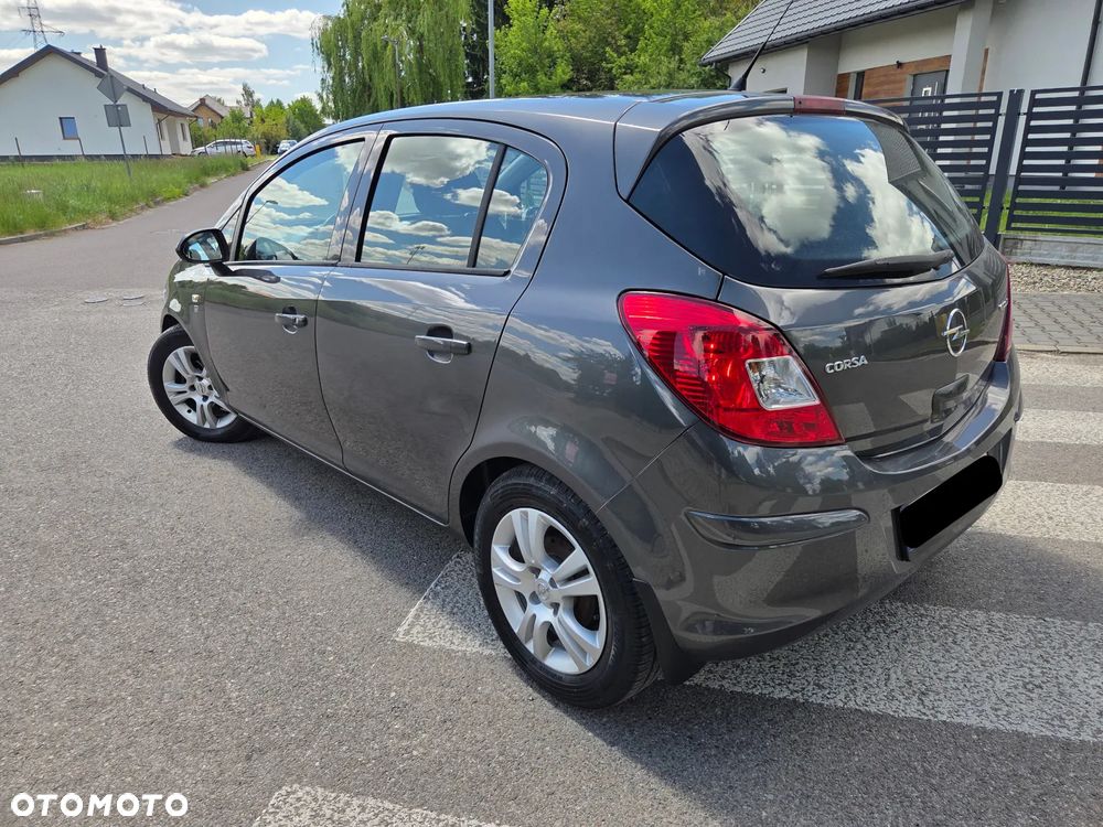 Opel Corsa - 4