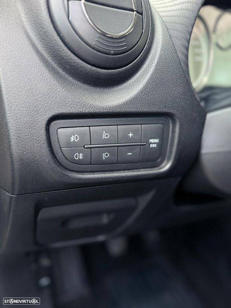 Alfa Romeo MiTo 1.6 JTD Distinctive - 23