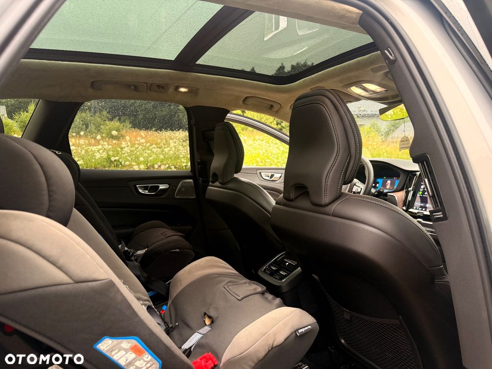 Volvo XC 60 - 24