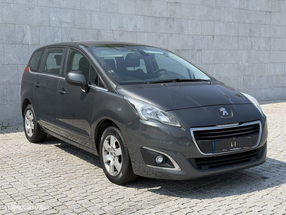 Peugeot 5008 1.2 PureTech Style — fotografia 3