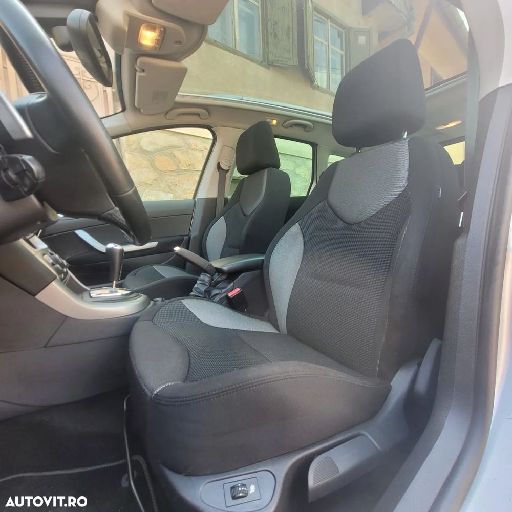 Peugeot 308 SW e-HDi FAP 110 Stop&Start Business Line Niveau 1 - 9