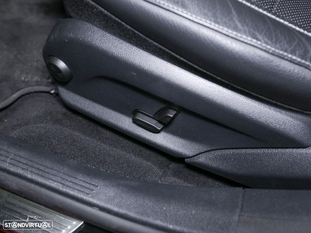 Mercedes-Benz E 300 de AMG Line - 15