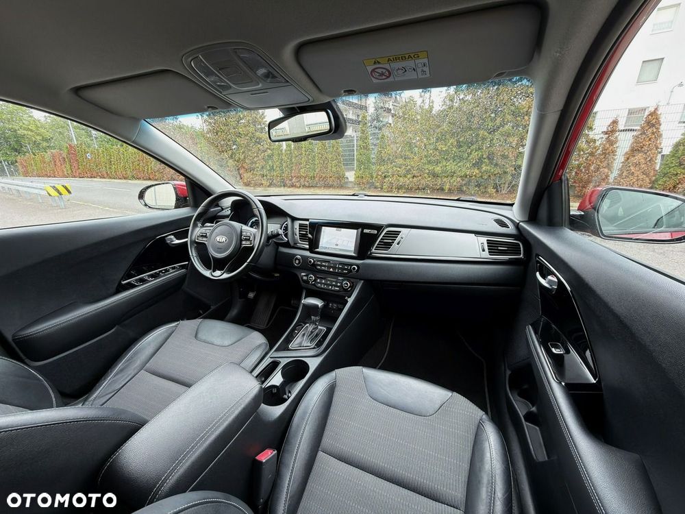 Kia Niro 1.6 GDI Hybrid L - 12