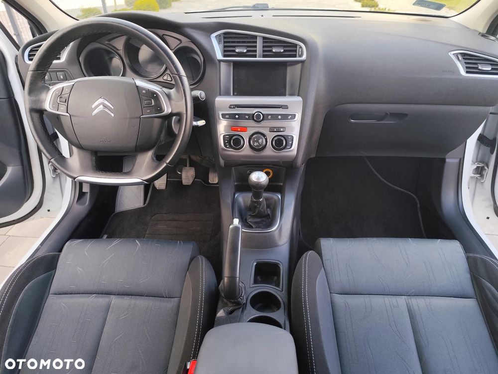 Citroën C4 BlueHDi 100 Business Class - 4