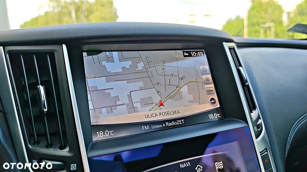 Infiniti Q60 - 37