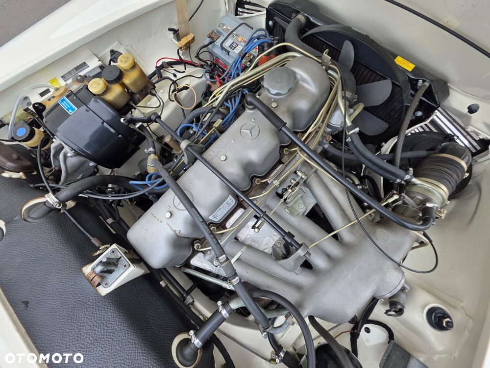 Mercedes-Benz SL - 35