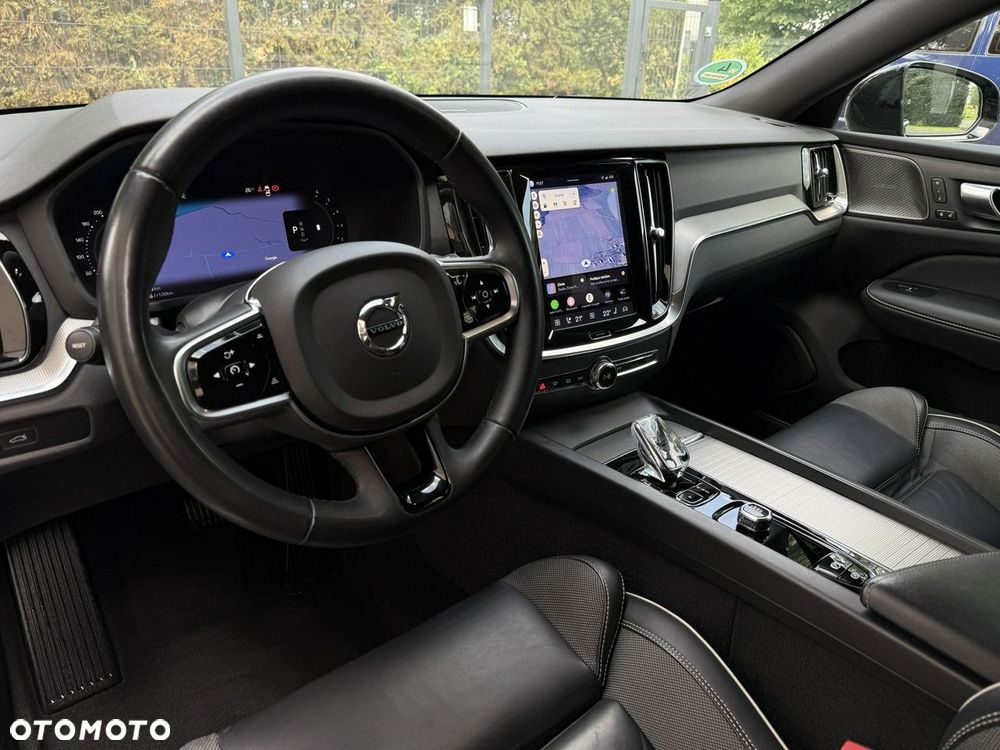Volvo V60 Cross Country B4 D AWD Plus - 35