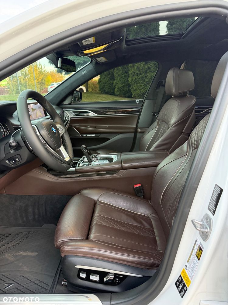 BMW Seria 7 750Li xDrive Edition Exclusive - 19