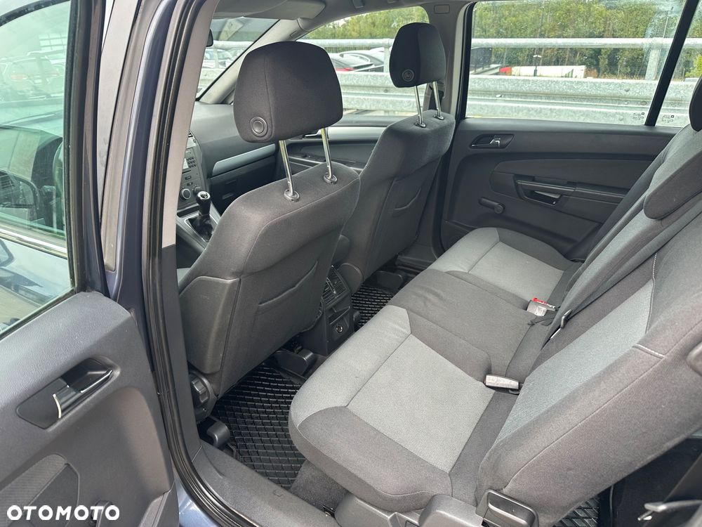 Opel Zafira 1.8 Enjoy - 8