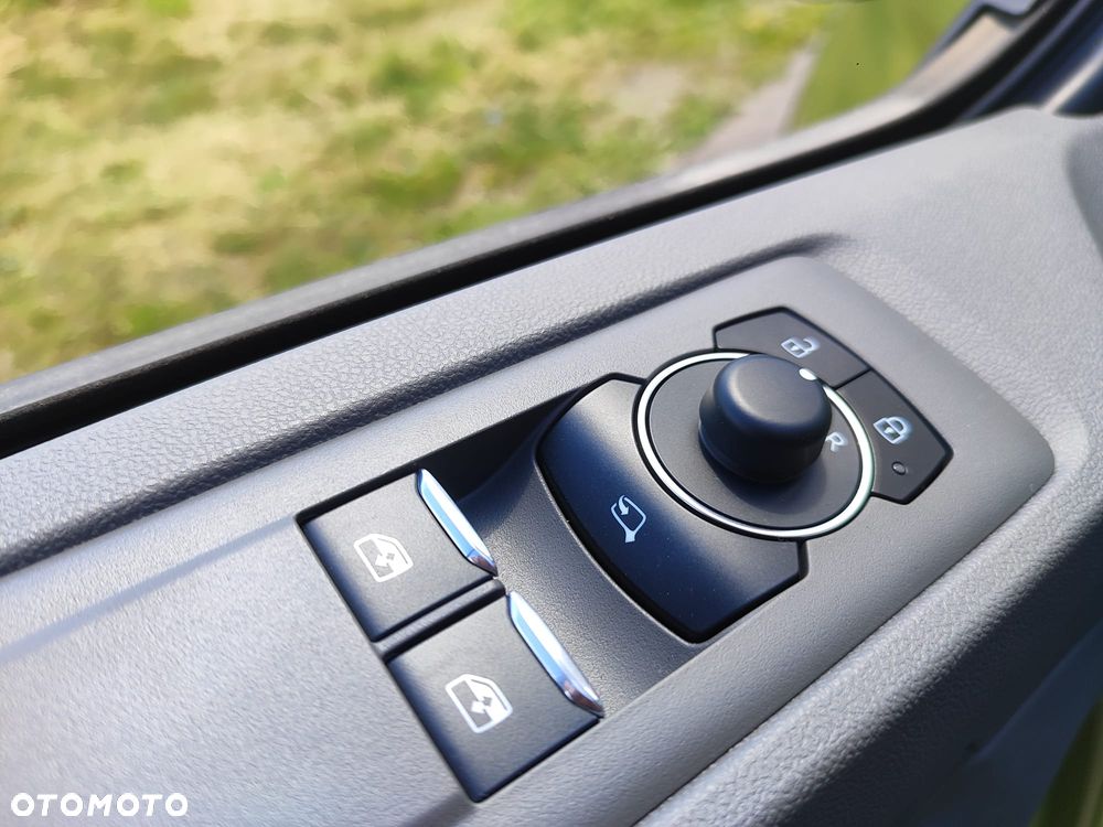 Volkswagen Transporter - 13