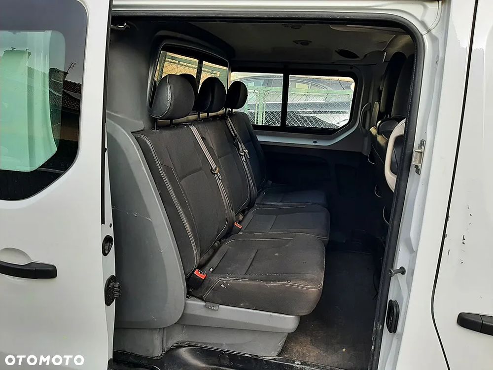 Renault TRAFIC - 8