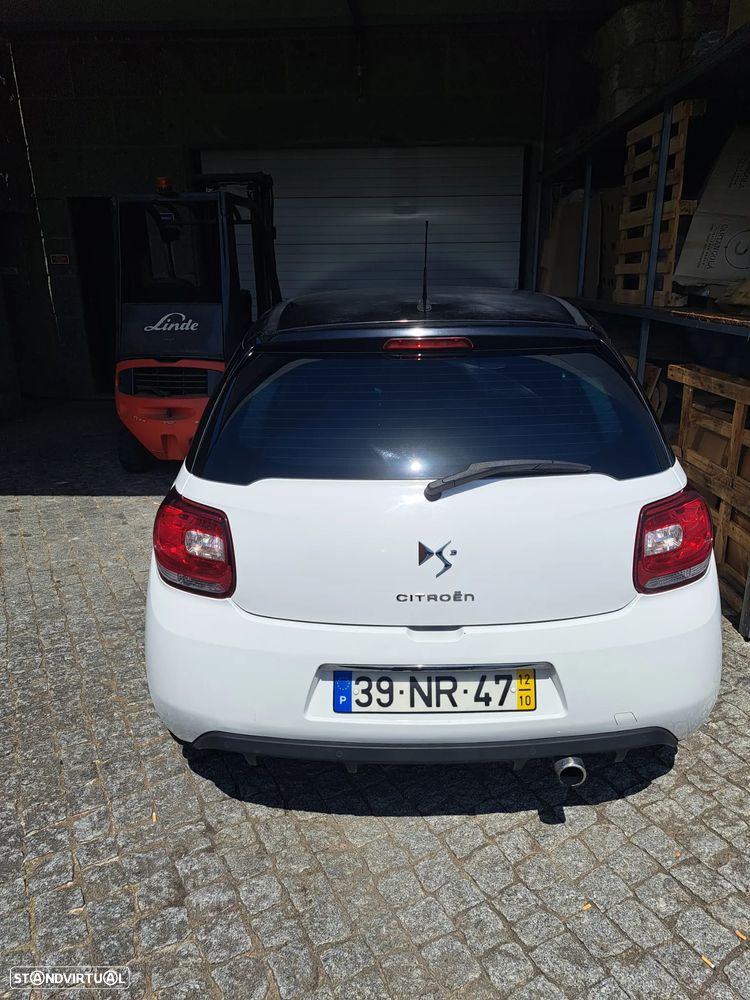 Citroën DS3 1.6 e-HDi So Chic 95g - 2