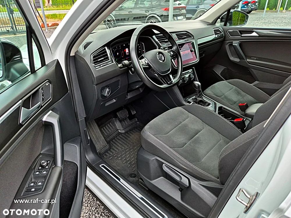 Volkswagen Tiguan 2.0 TDI SCR 4MOTION DSG Highline - 28