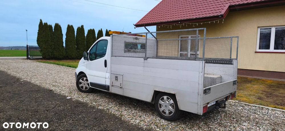 Renault Trafic - 11