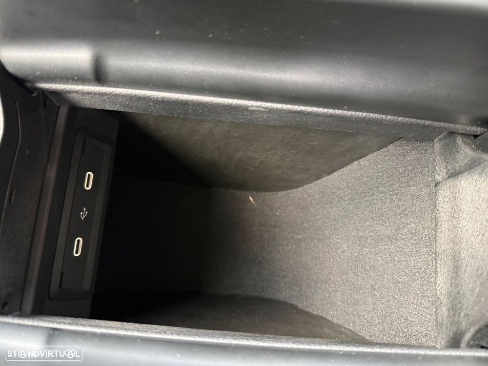 Mercedes-Benz GLB 180 d AMG Line - 23