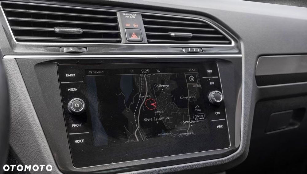 Volkswagen Tiguan 2.0 TDI SCR DSG R-Line - 19