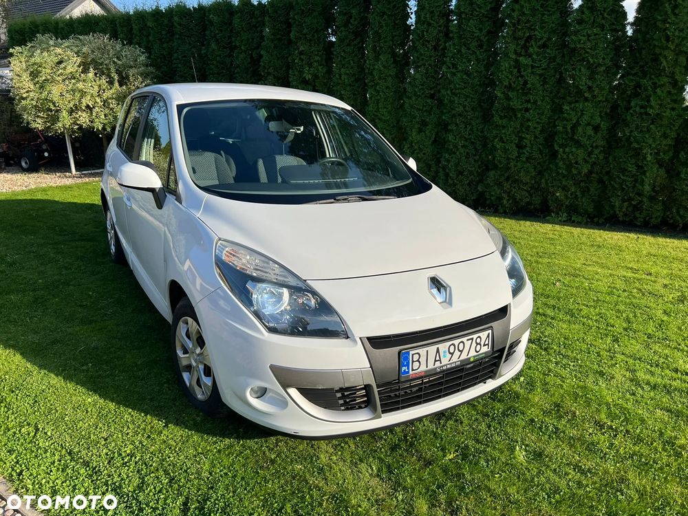 Renault Scenic 2011 photo 3