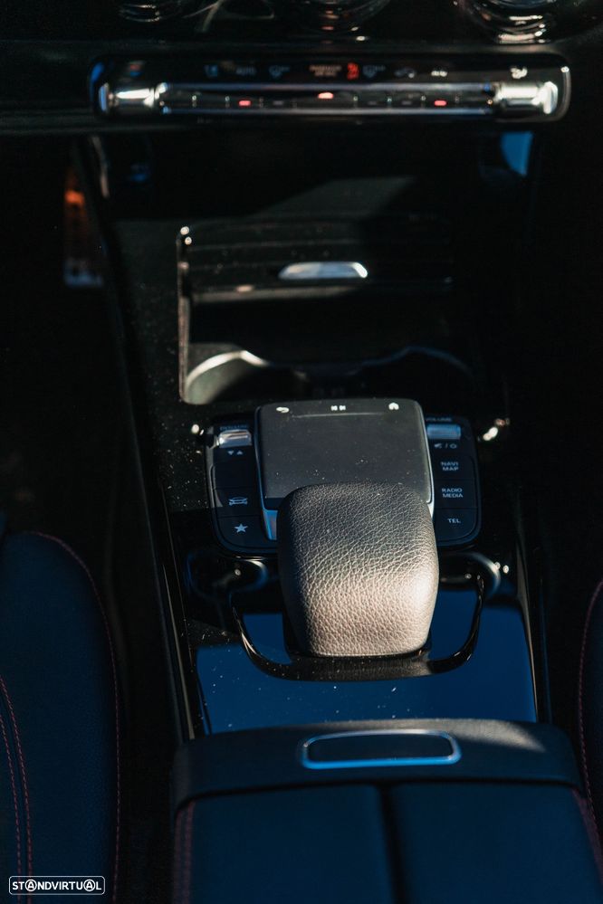 Mercedes-Benz A 200 AMG Line Aut. - 16