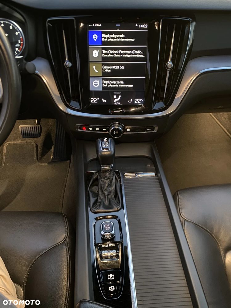 Volvo S60 T5 Momentum Pro - 29