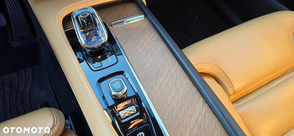 Volvo XC 90 D5 SCR AWD Inscription - 15