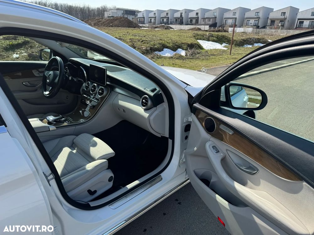 Mercedes-Benz C 220 d 4M T-Modell Aut - 15