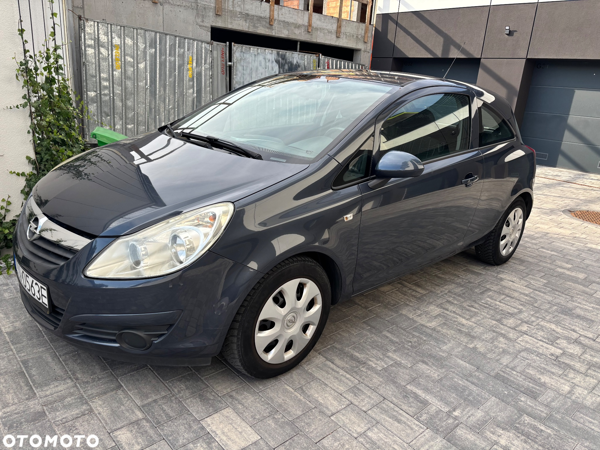 Opel Corsa 1.2 16V Essentia - 5