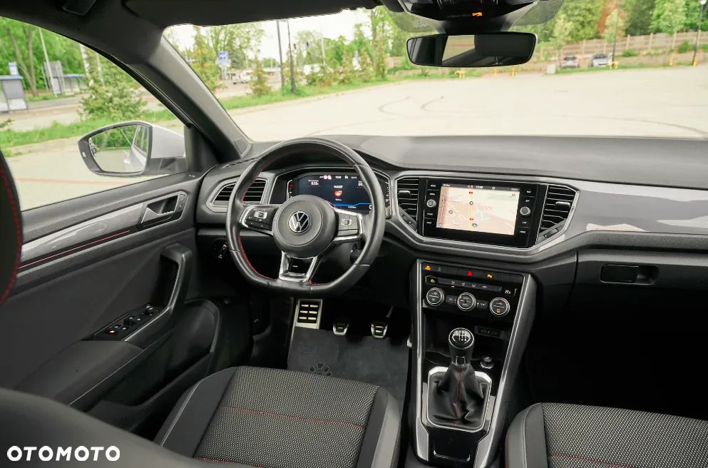 Volkswagen T-Roc 1.5 TSI OPF R-Line - 24