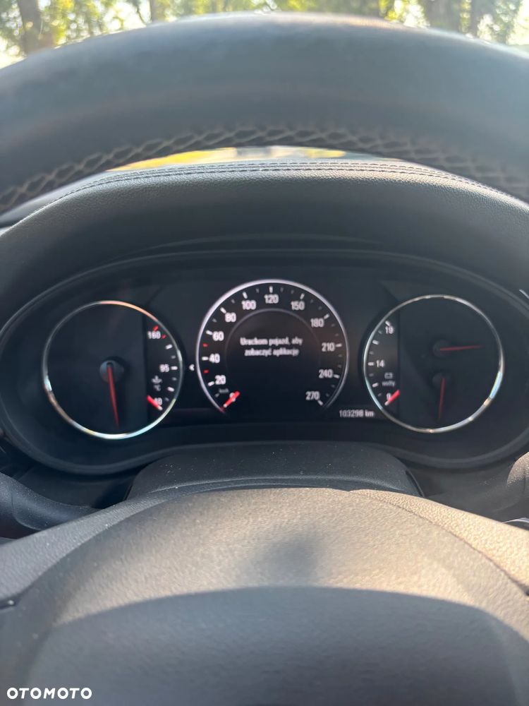 Opel Insignia - 10