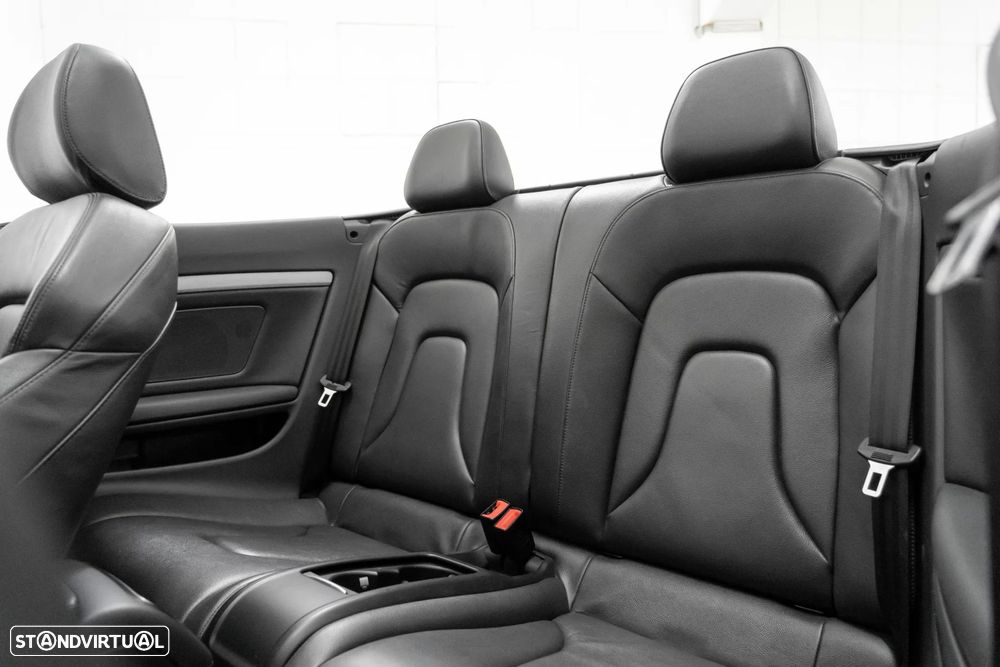 Audi A5 Cabrio 2.0 TDi Multitronic - 8