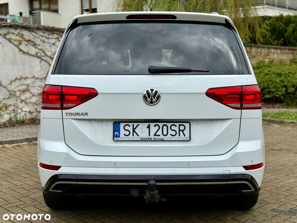 Volkswagen Touran - 14