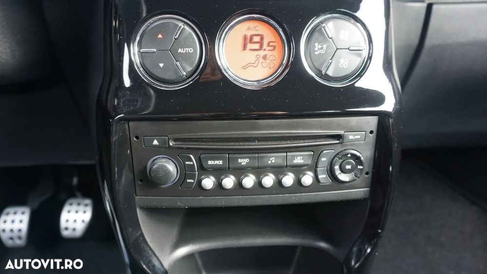 Citroën DS3 VTi 120 SoChic - 19