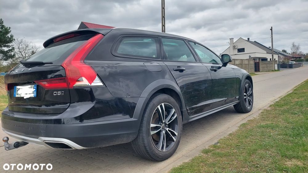 Volvo V90 Cross Country D5 AWD Geartronic - 4