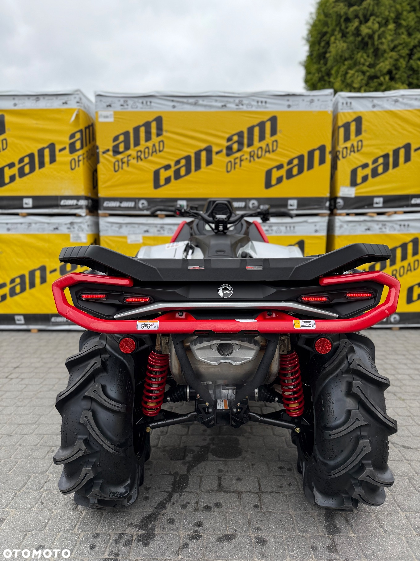 Can-Am Outlander - 8