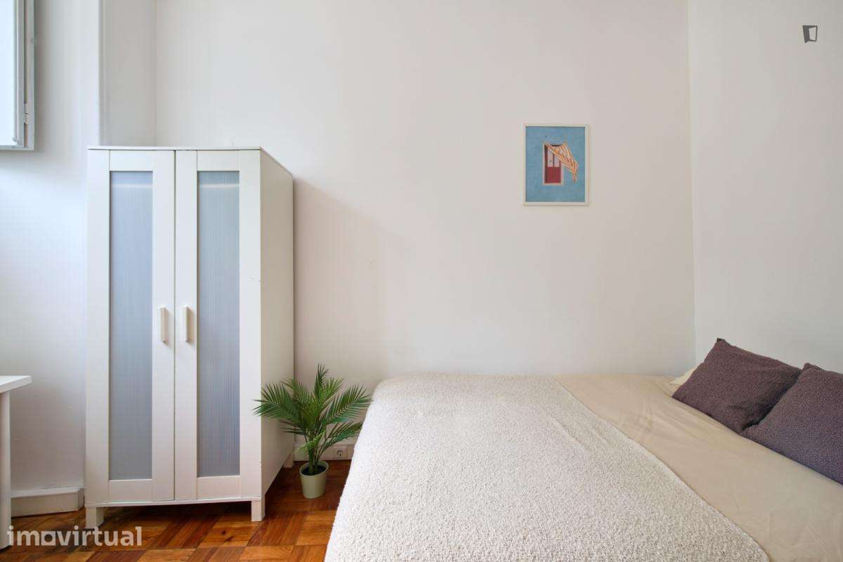 Quarto - localizado em Alameda Lisbon - Grande imagem: 5/49